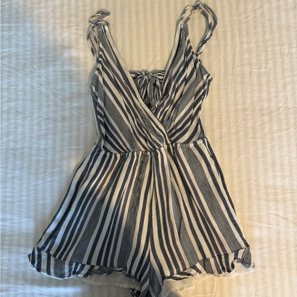 American Eagle romper